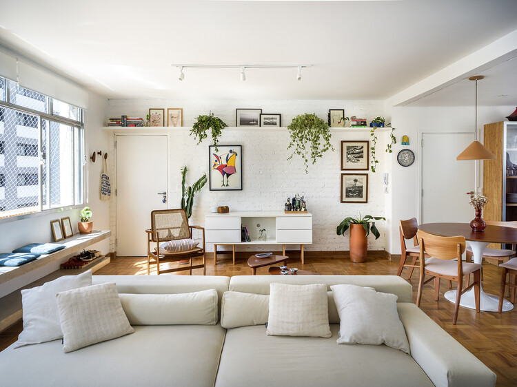 Losing the Reference: Ideas for Organizing Living Rooms Without a TV |  ArchDaily