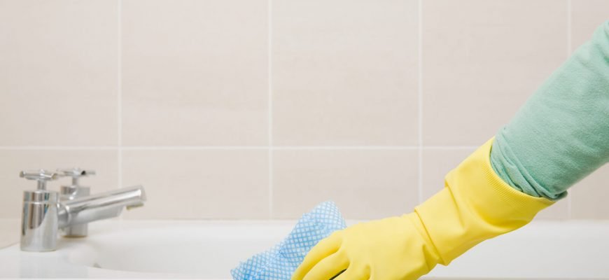 How To Clean A Bathtub