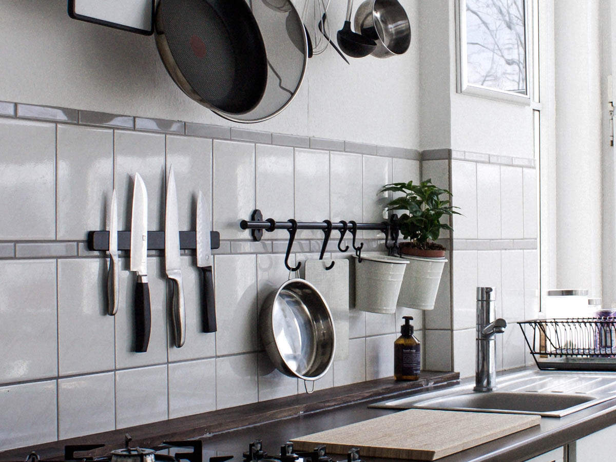 Knife Holders: Cut down kitchen clutter with these magnetic knife holders | Most Searched Products - Times of India