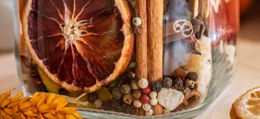 DIY Mason Jar Potpourri