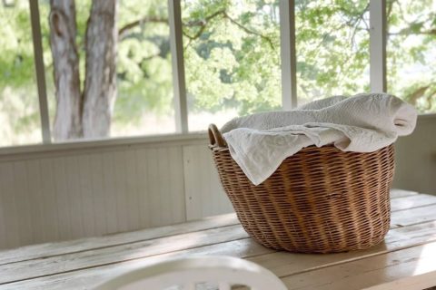 7 Easy Ways to Turn Homekeeping into Your Happy Place!