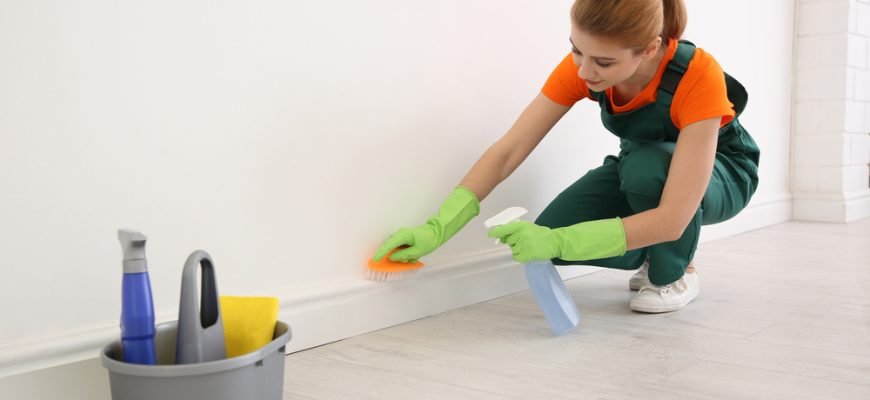 3 Green Cleaning Solutions for White Baseboards