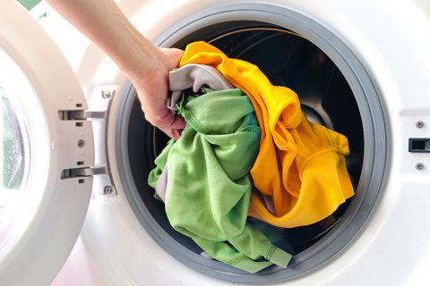 How to Remove Spots that Show Up On Laundry